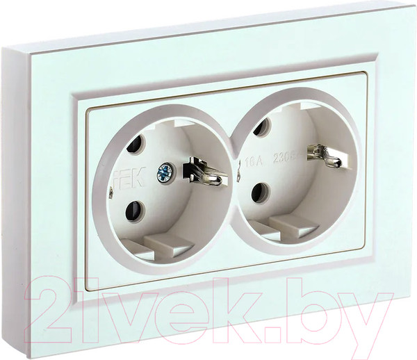 Изображение товара Розетка IEK Brite BR-R24-16-K36-F (жемчуг)