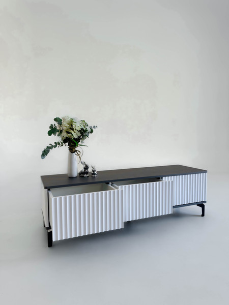 Изображение товара Тумба Shtabe Royal 5031 эко (белый/металл бруклин/черный)