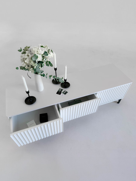 Изображение товара Тумба Shtabe Royal 5031 эко (белый/белый/черный)