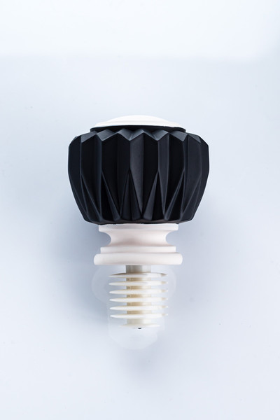 Изображение товара Наконечник для карниза Merry Bear Home Decor Мумбаи / LG21233 MB/MW (матовый черный/белый)