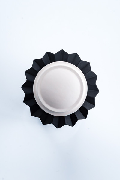 Изображение товара Наконечник для карниза Merry Bear Home Decor Мумбаи / LG21233 MB/MW (матовый черный/белый)