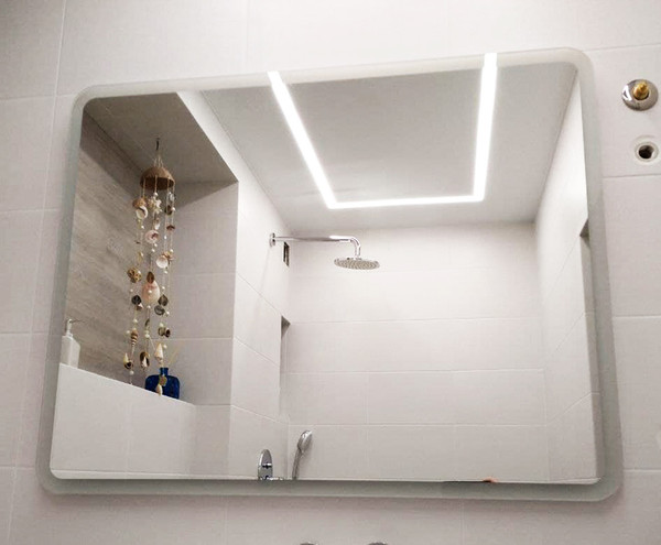 Изображение товара Зеркало Пекам Marta 80x110 / marta-80x110spcl (с подсветкой, с сенсором на прикосновение, подогрев, часы)