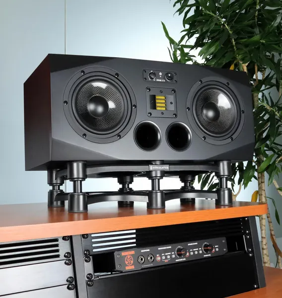 Изображение товара Комплект стоек для акустики IsoAcoustics ISO-430