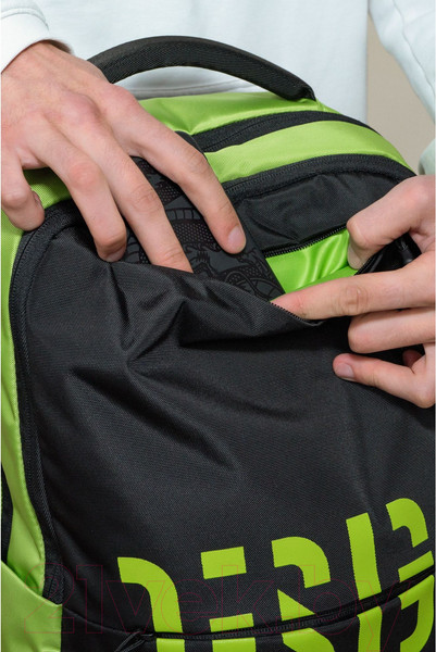 Изображение товара Рюкзак Grizzly RU-337-3 (черный/салатовый)