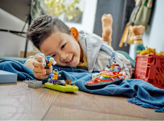 Изображение товара Конструктор Lego City Пожарная спасательная лодка / 60373