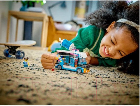 Изображение товара Конструктор Lego City Фургон для шейков Пингвин / 60384