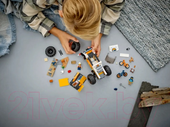Изображение товара Конструктор Lego City Приключения на внедорожнике / 60387