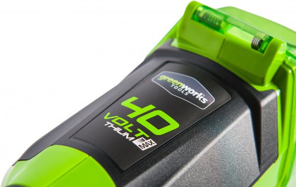Изображение товара Снегоуборщик аккумуляторный Greenworks GD40SS 40V / 2600807 (без АКБ и ЗУ)