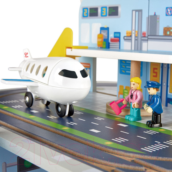 Изображение товара Паркинг игрушечный Hape Железнодорожная станция Мега Сити / E3768_HP