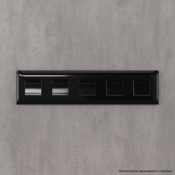 Изображение товара Рамка для выключателей и розеток DKC Avanti / 4402900 (черный квадрат)