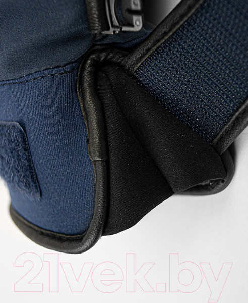 Изображение товара Перчатки лыжные Reusch Pro Rc / 6201110-7470 (р-р 9.5, Black/Dress Blue/Gold)