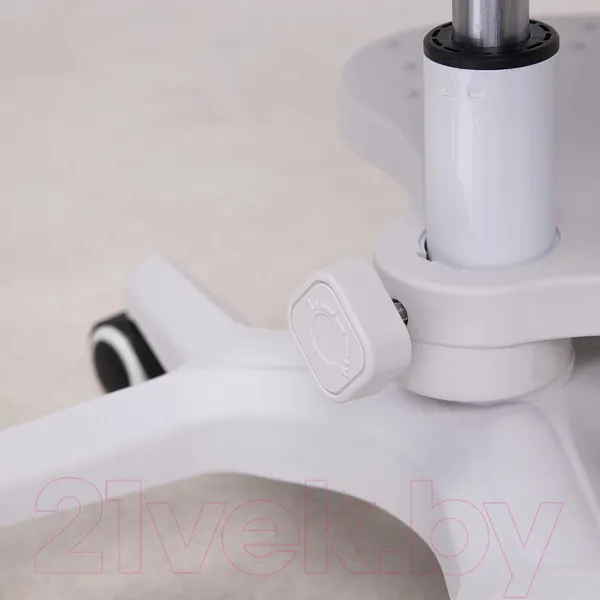 Изображение товара Кресло детское AksHome Catty White (котенок розовый)