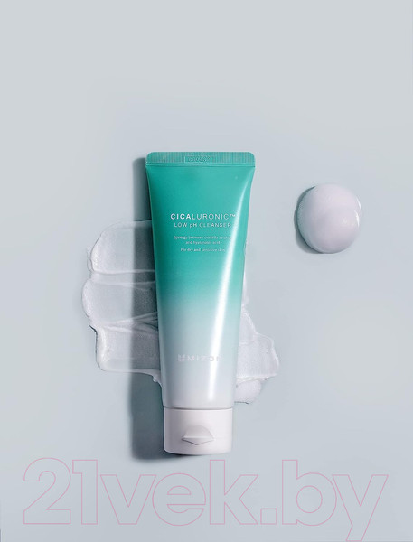 Изображение товара Пенка для умывания Mizon Cicaluronic Low Ph Cleanser (120мл)
