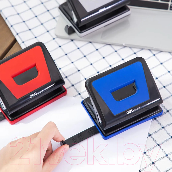 Изображение товара Дырокол Deli 0105 (синий)