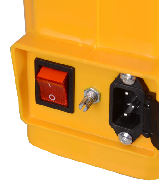 Изображение товара Опрыскиватель аккумуляторный Huter SP-12/8AC (70/13/39)