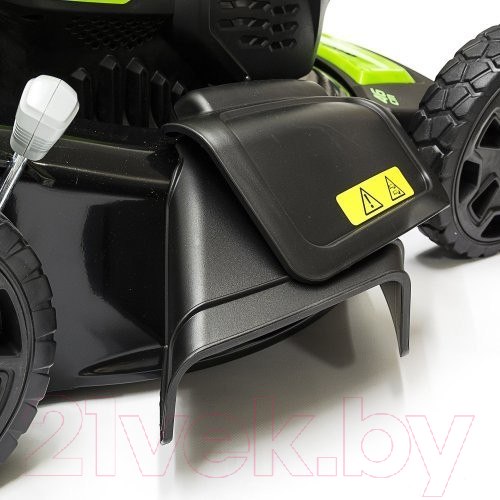 Изображение товара Газонокосилка аккумуляторная Greenworks GD40LM46SP 40V 46см / 2506807UG (с АКБ 5Ач и ЗУ)