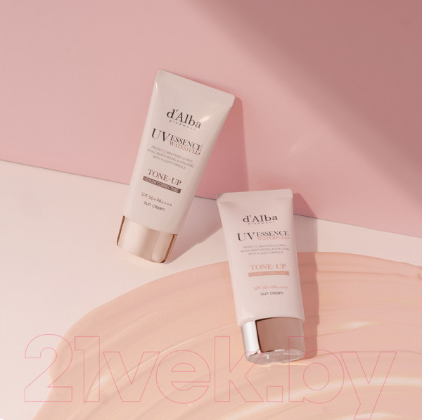 Изображение товара Крем солнцезащитный d'Alba Waterfull Tone-Up Для осветления кожи SPF 50+ PA++++ (50мл)
