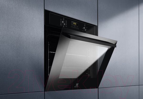 Изображение товара Электрический духовой шкаф Electrolux EOF3H50BK