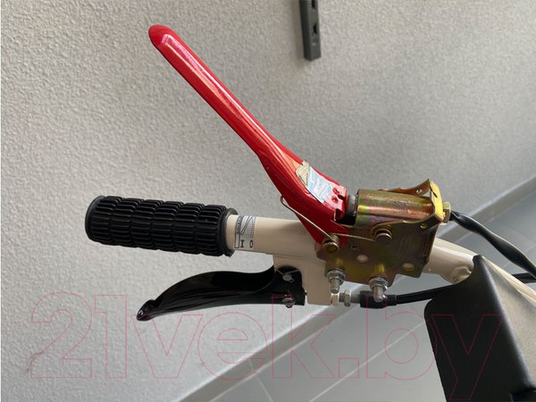 Изображение товара Мотоблок бензиновый StaRK ST 1000F / 2272-3688 (3+1, пониженная, 4.00-10)