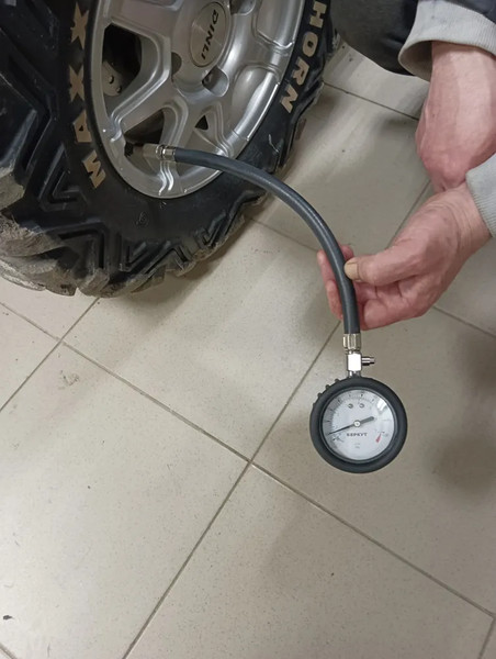 Изображение товара Манометр шинный Беркут TG-73