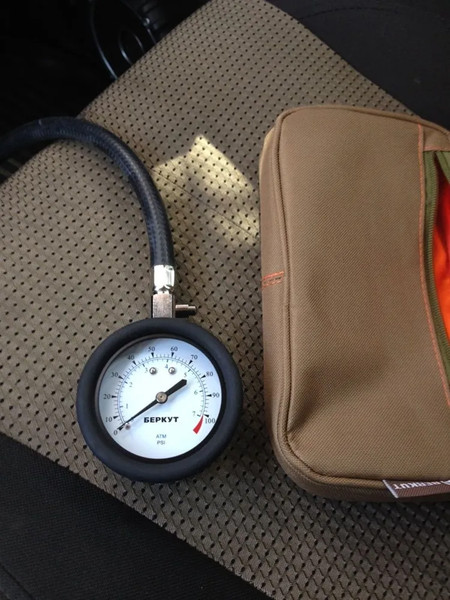 Изображение товара Манометр шинный Беркут TG-73