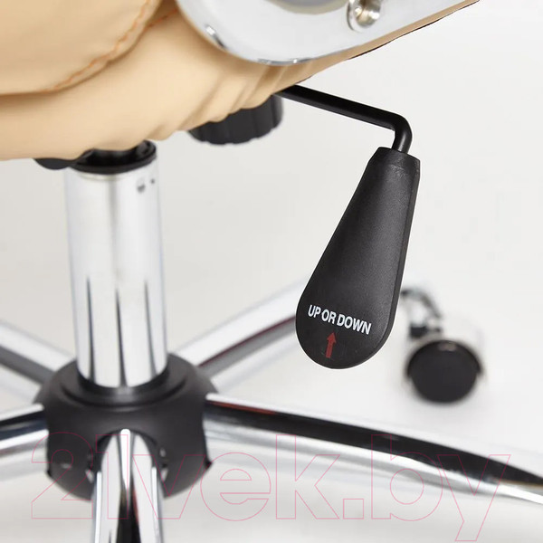 Изображение товара Кресло офисное Tetchair Softy Lux кожзам (бежевый)