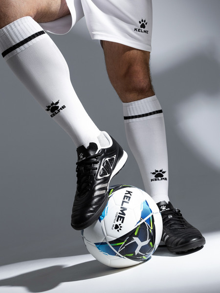 Изображение товара Гетры футбольные Kelme Football / 8101WZ5001-103 (р.39-44, белый)