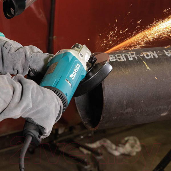 Изображение товара Профессиональная угловая шлифмашина Makita GA7082