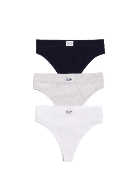 Изображение товара Комплект женских трусов Mark Formelle 412492-3 (р.102, белый/декор)