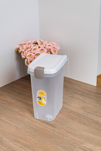 Изображение товара Емкость для хранения корма Stefanplast 98400 (прозрачный/белый)