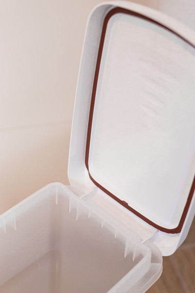 Изображение товара Емкость для хранения корма Stefanplast 98400 (прозрачный/белый)