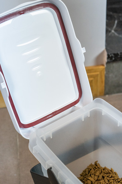 Изображение товара Емкость для хранения корма Stefanplast 98550 (прозрачный/белый)