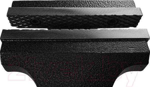 Изображение товара Тиски BERGER Чугун. поворотные с трубным зажимом и наковальней 125мм / BG1340