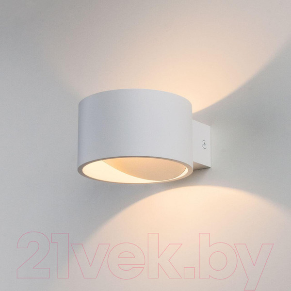 Изображение товара Бра Elektrostandard Coneto MRL LED 1045 (белый)