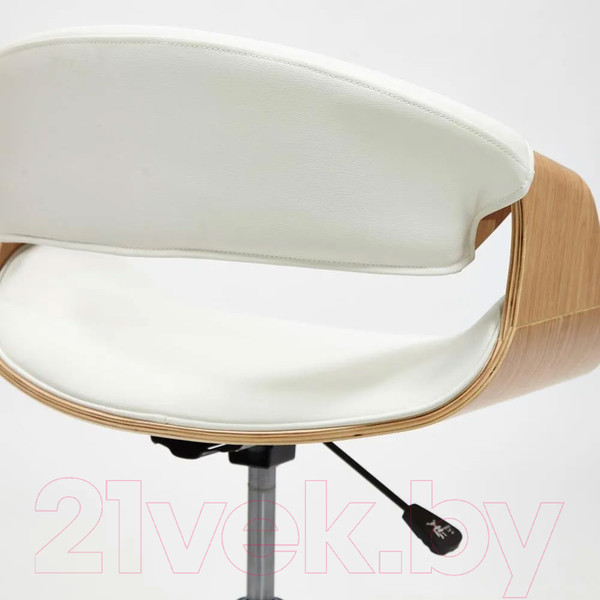 Изображение товара Кресло офисное Tetchair Bend кожзам (натуральный/белый)