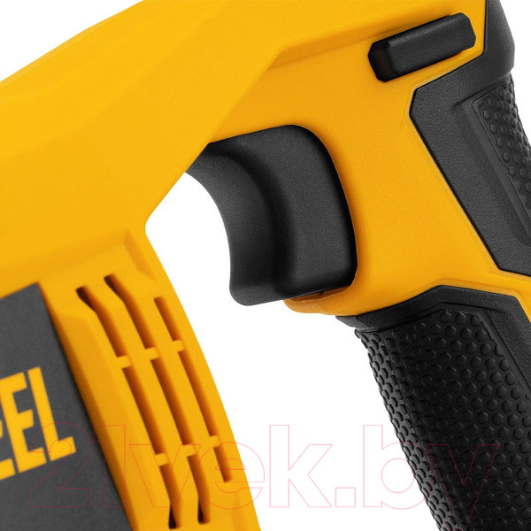 Изображение товара Сабельная пила Denzel BRC-120 / 28460