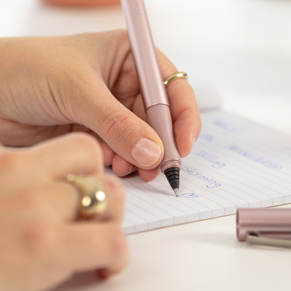 Изображение товара Ручка-роллер Schneider Ceod Shiny / 186209 (розовый)