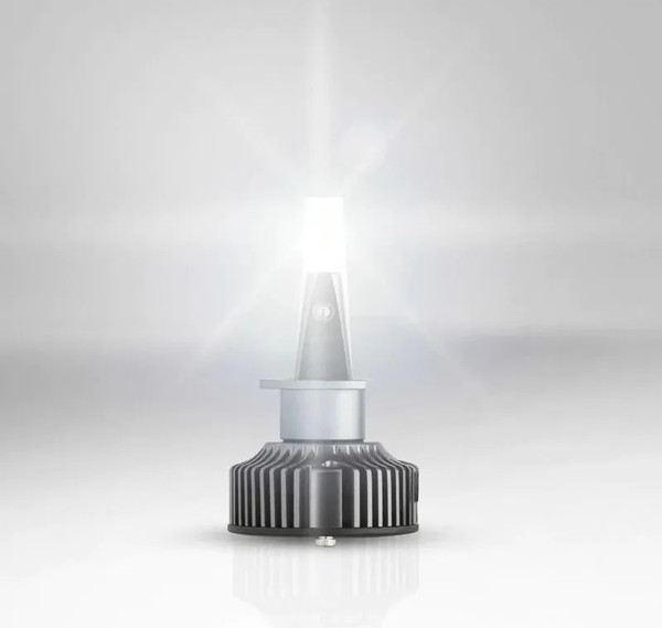 Изображение товара Комплект автомобильных ламп Osram 46150CW (2шт)