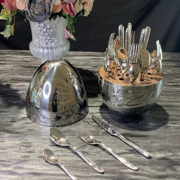 Изображение товара Набор столовых приборов Lenardi 197-024 (24пр)