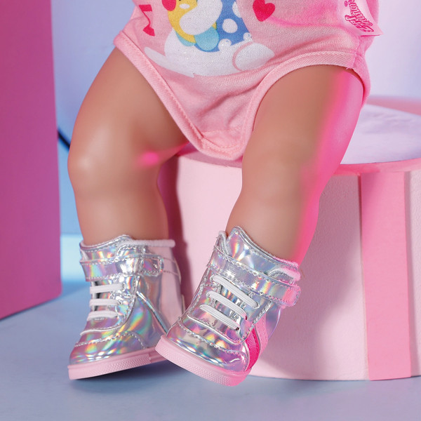 Изображение товара Аксессуар для куклы Baby Born Серебряные кеды / 41290