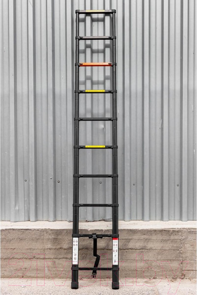 Изображение товара Телескопическая лестница RockForce RF-UP290