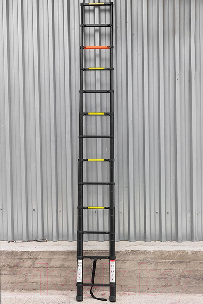 Изображение товара Телескопическая лестница RockForce RF-UP500(56431)