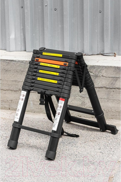 Изображение товара Телескопическая лестница RockForce RF-UP350-2(56441)