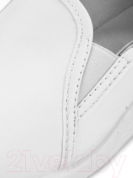 Изображение товара Туфли рабочие Floare Женские без перфорации 55120108 (р.36, белый)