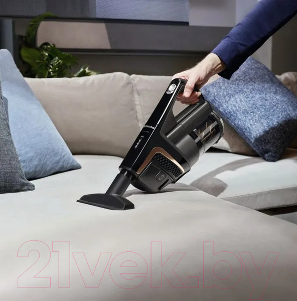 Изображение товара Вертикальный пылесос Miele SOML0 Triflex HX2 Cat&Dog / 41OML030EU1 (черный обсидиан)