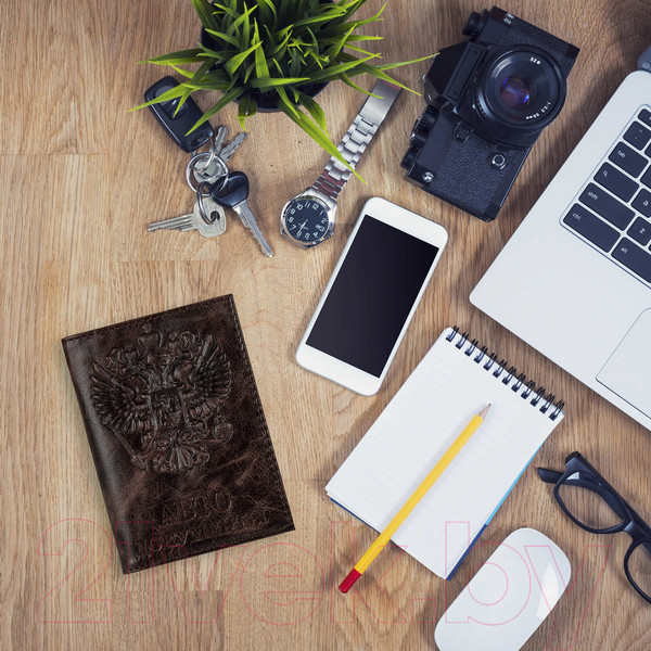 Изображение товара Обложка для автодокументов Brauberg 3D герб / 238195 (темно-коричневый)