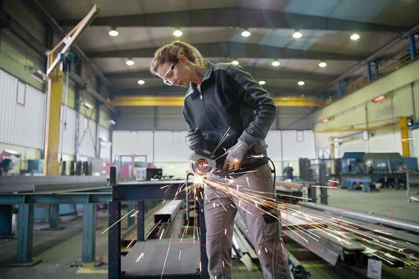 Изображение товара Профессиональная угловая шлифмашина Bosch GWS 17-125 S (0.601.7D0.300)