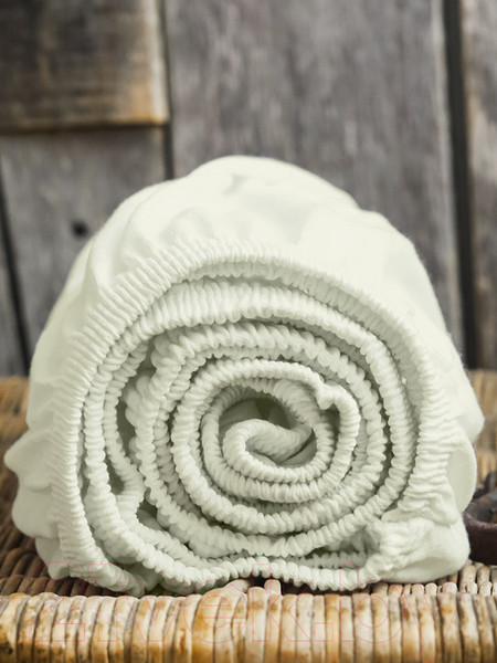 Изображение товара Простыня для малышей Luxsonia Трикотаж на резинке 60x120 / Мр0010-6 (молочный)