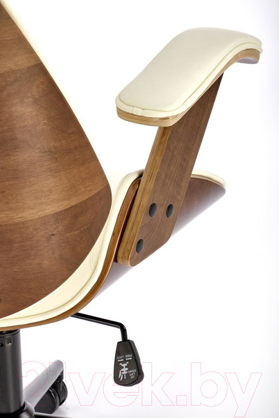 Изображение товара Кресло офисное Halmar Ignazio (ореховый/кремовый)