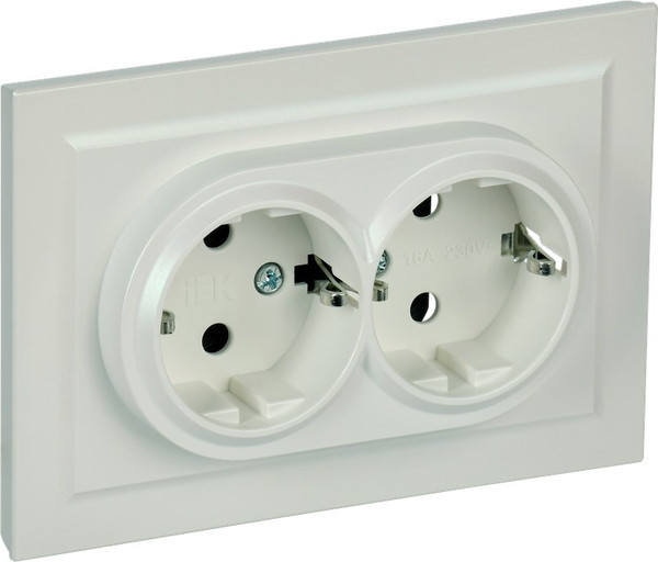 Изображение товара Розетка IEK Brite BR-R21-16-K36-F (жемчуг)